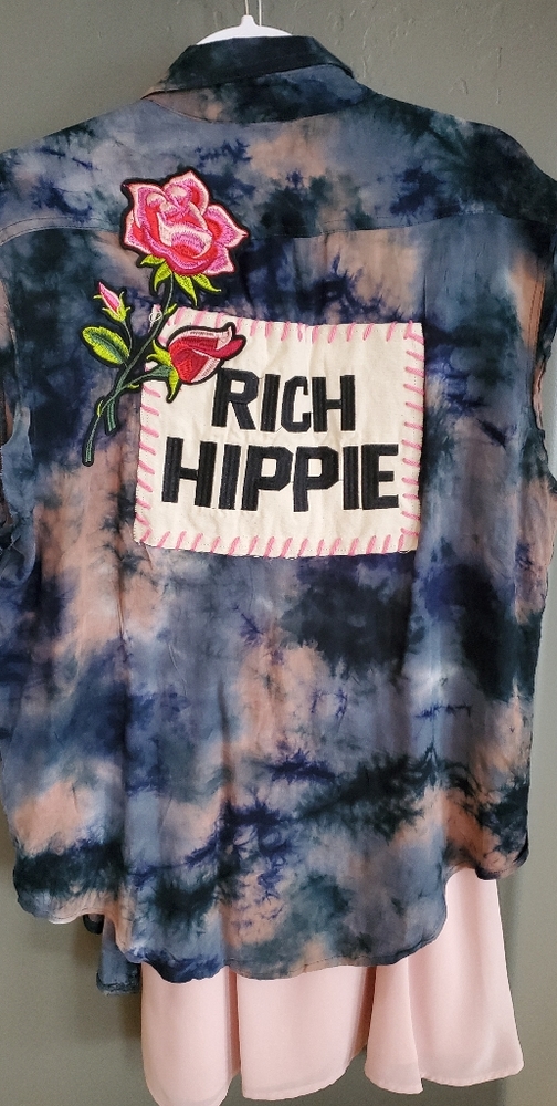 Rich hippie tye dye shirt